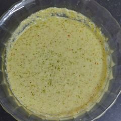 Green chutney A picture of Green chutney.