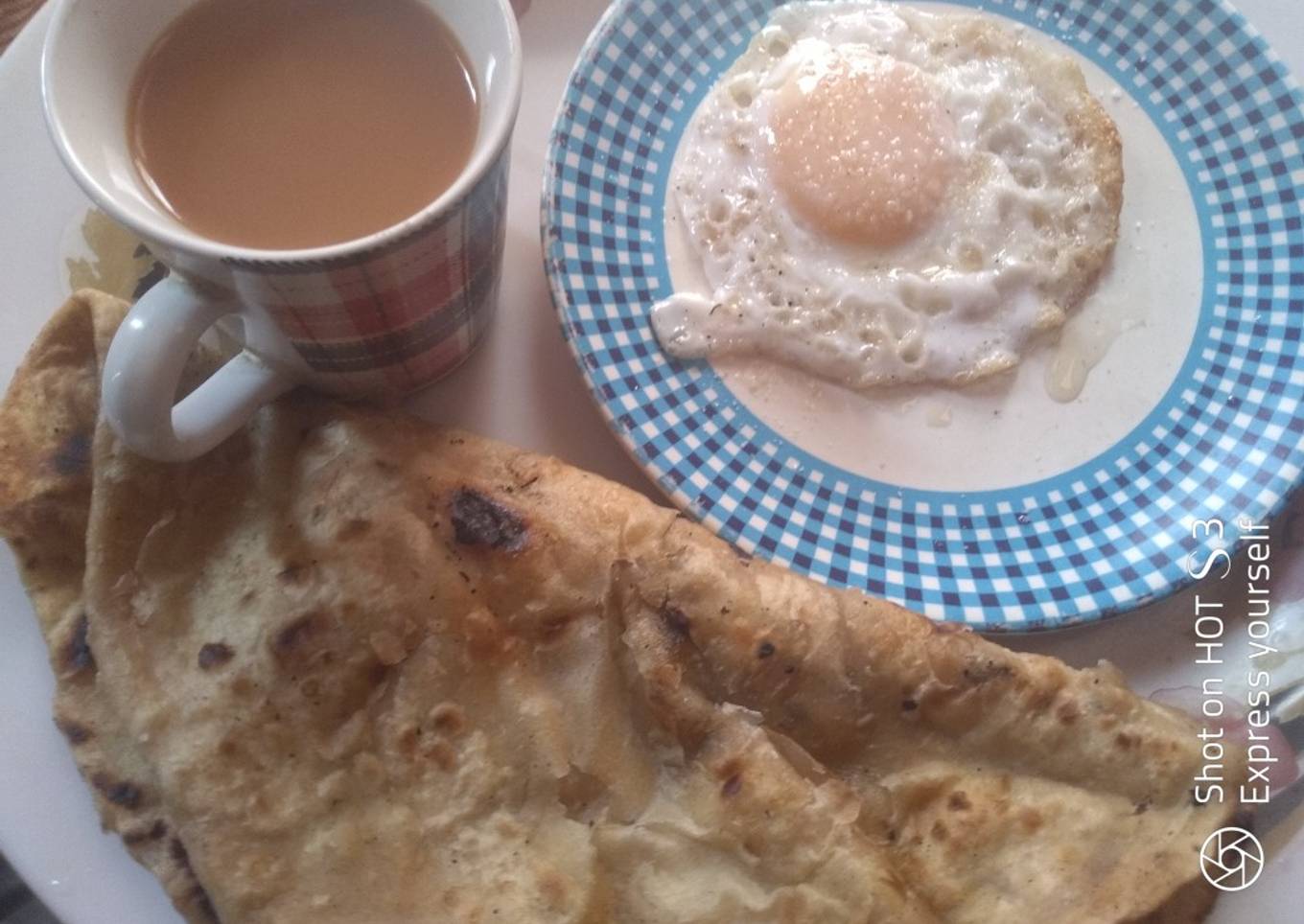 Anda Paratha with Chai