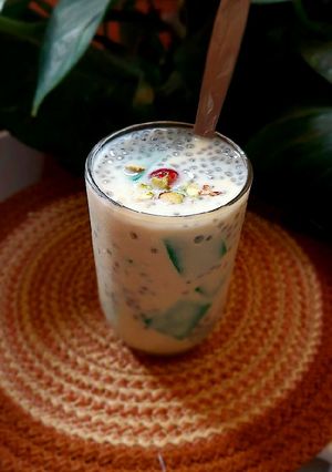 A picture of Ramadan Custard Sharbat.