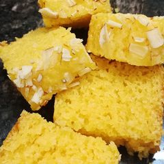 A picture of Mango cake.