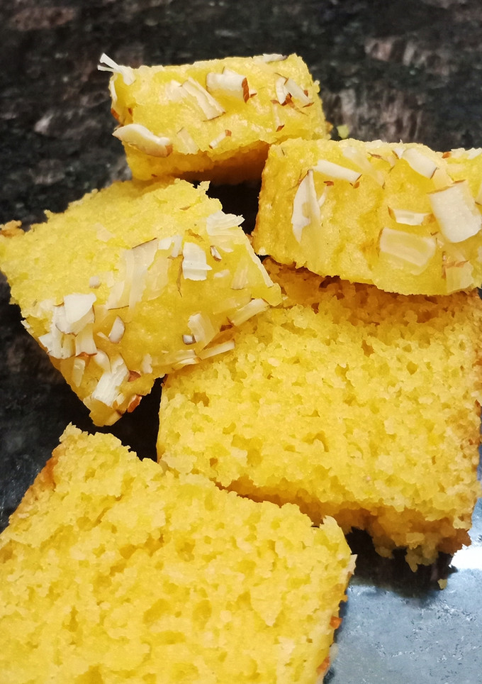 A picture of Mango cake.