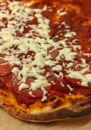 A picture of Pizza dough.