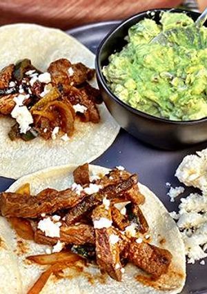 A picture of Roasted Hatch Chile Wagyu Steak Fajitas.