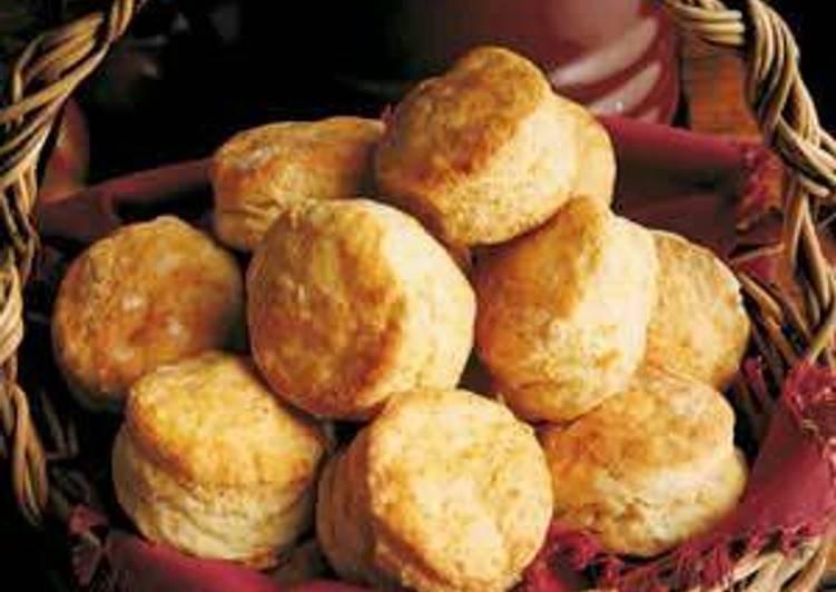 Buttermilk biscuits. Panini al burro e latticello