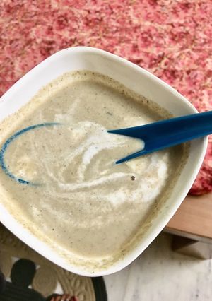 A picture of Cream of mushroom.