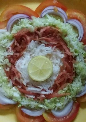 A picture of Indian Green Salad.