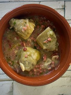 Una foto de Alcachofas con jamón