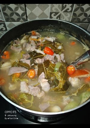 Foto resep Asem² Daging Kambing Daun Kedondong (Asem² iwak Wedus Khas Tanah