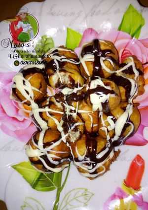 A picture of Stuffed nutella puffs.