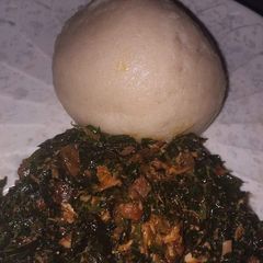 A picture of Semo with vegetables stew.