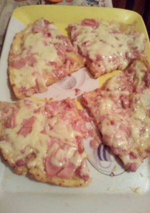 10 perces pizza! recept fotója