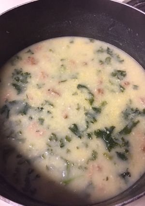 A picture of Zuppa Toscana Soup.