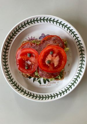 A picture of Avocado, Bacon & Tomato on Toast.