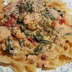 A picture of Tuscan Garlic Shrimp.