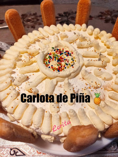 Una foto de Carlota de Piña 🍍