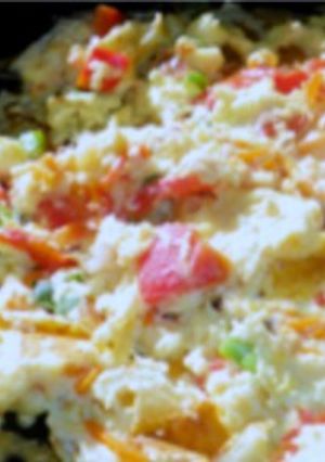 A picture of Scrambled vegetable's egg 🍳😍.