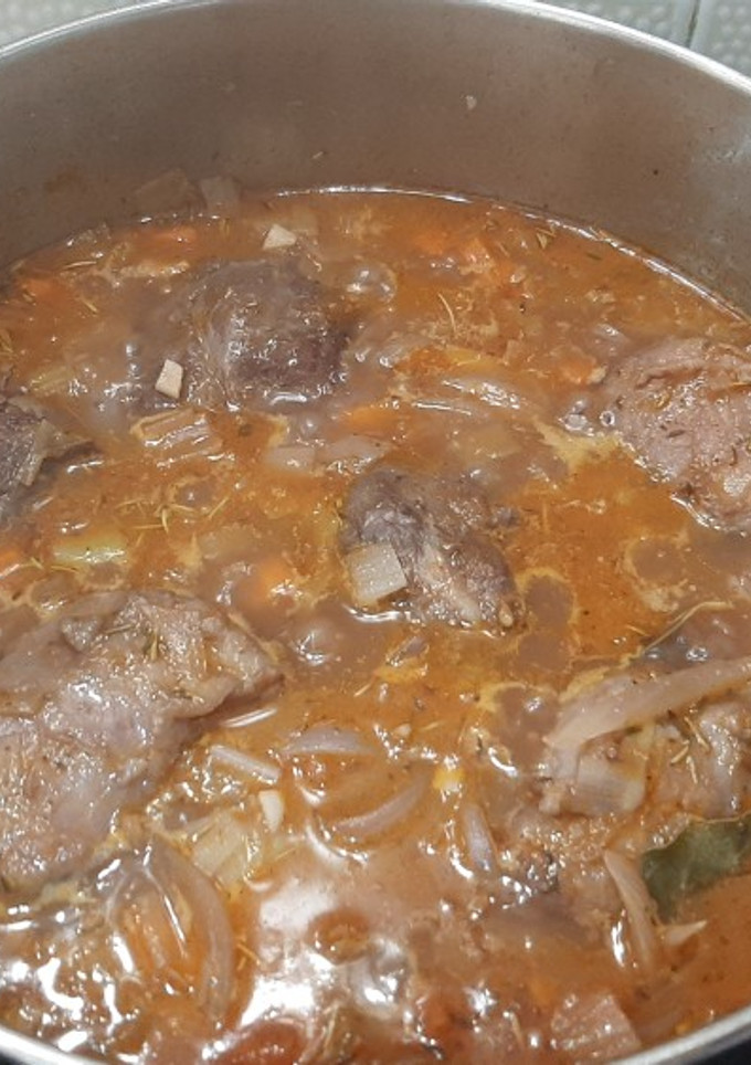 Una foto de Guiso de carrillada de cerdo