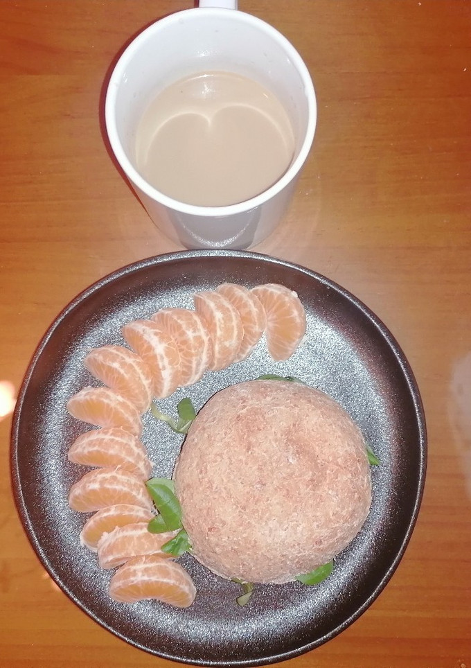 Una foto de Tostada y mandarinas. Desayuno Healthy