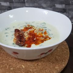 Spinach raita A picture of Spinach raita.