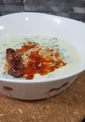 A picture of Spinach raita.