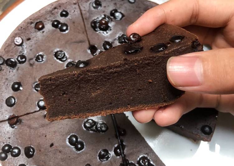 Cara Membuat Brownies Magic Com yang Enak