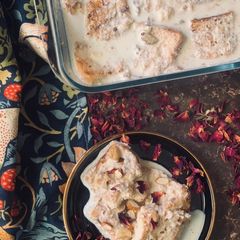 A picture of Quick Shahi Tukrey bites.