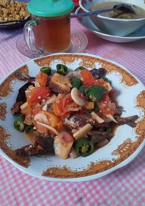 Foto resep Tumis ikan asin peda