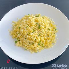 A picture of Golden Rice.