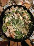 Salteado nutritivo de pollo y vegetales