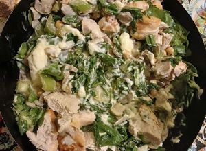 Una foto de Salteado nutritivo de pollo y vegetales