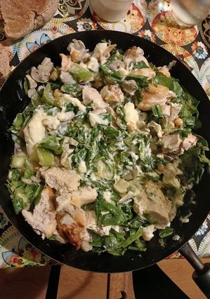 Una foto de Salteado nutritivo de pollo y vegetales