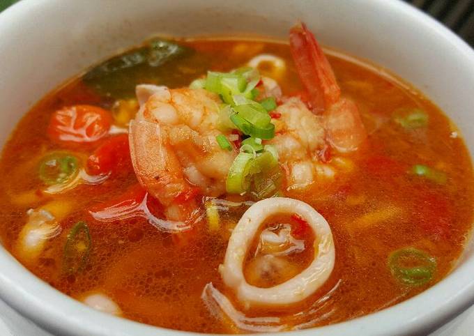 Resep TOM YAM Seafood oleh Tina Hasbie - Cookpad