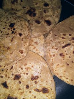दाल चना पराठे(chana dal parathe recipe in hindi) रेसिपी मुख्य फोटो