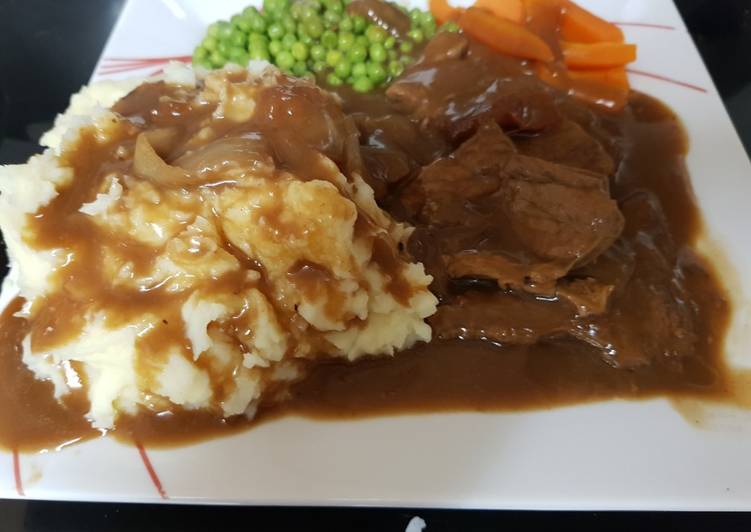 How to Make Ultimate My Gorgeous Braising Steak and onion in Gravy
