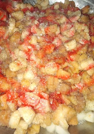 A picture of A healthy fruit chaat.