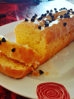 Una foto de Budín glaseado de limón
