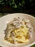 Pasta fresca con porcini e salsiccia al tartufo