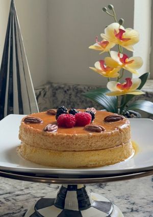 A picture of Mexican Flan Napolitano.