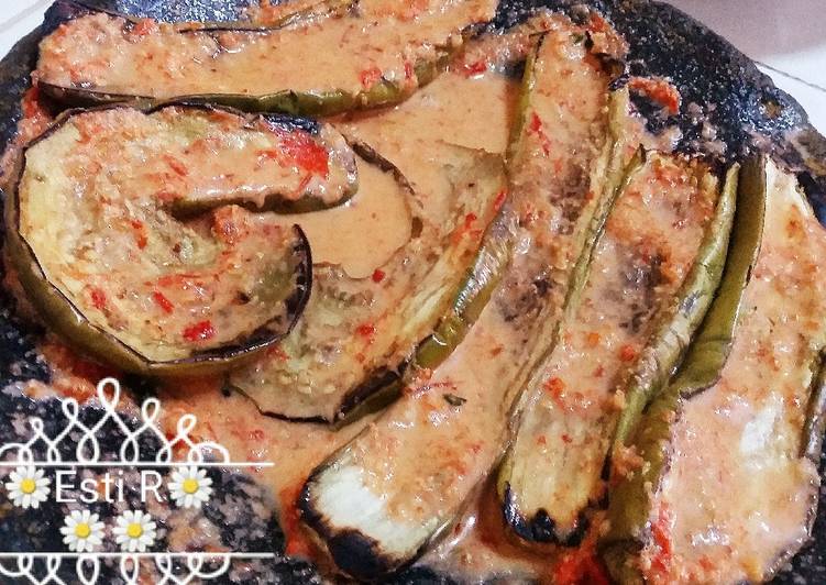 Resep 🍆🍆🍆Pecak Terong Kuah Santan, Enak Banget