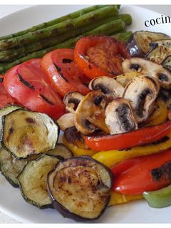 Una foto de Parrillada de verduras