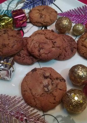 A picture of Dark Chocolate Chips Cookies.