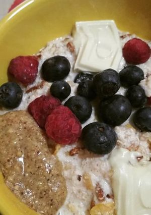 Una foto de Gachas o porridge de avena proteicas