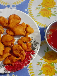आलू के पकौड़े (aloo ke pakode recipe in Hindi) रेसिपी मुख्य फोटो