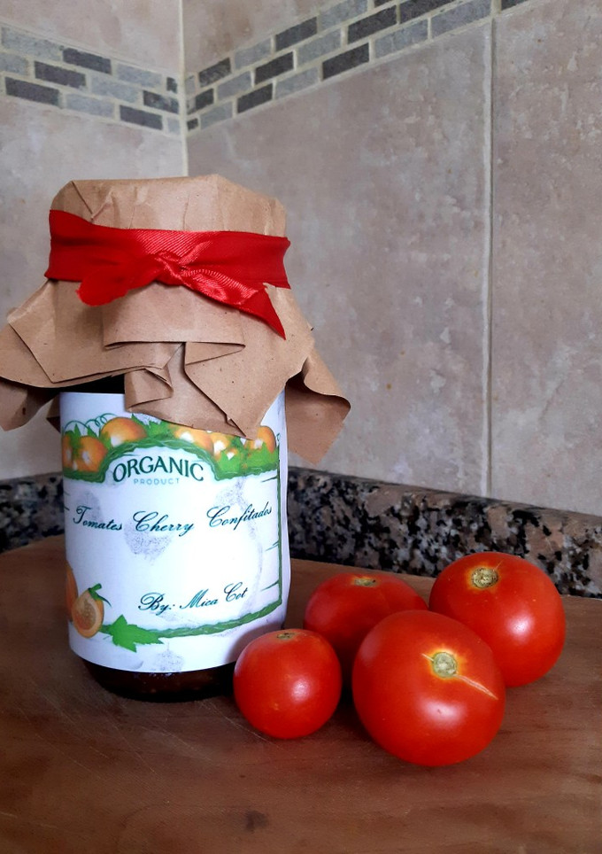 Una foto de Tomates cherry confitados