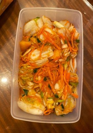 Hình của món Kim chi cải thảo phiên bản đơn giản.