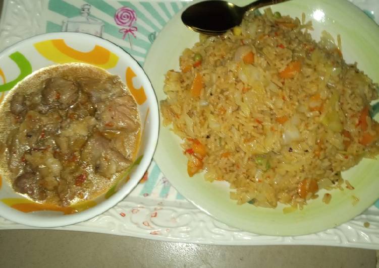 Jollof rice with pepper soup