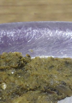 A picture of Fried dhaniya chutney.