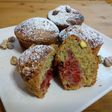 Muffins de pistachos y frambuesas