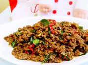 Gambar minced beef basil ala thai