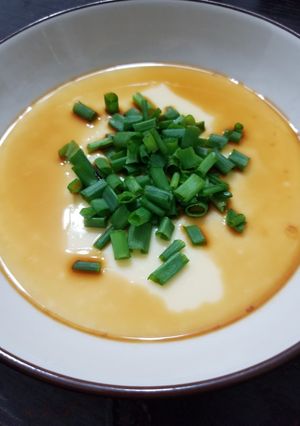 A picture of Chinese Steam Eggs 蒸水蛋.